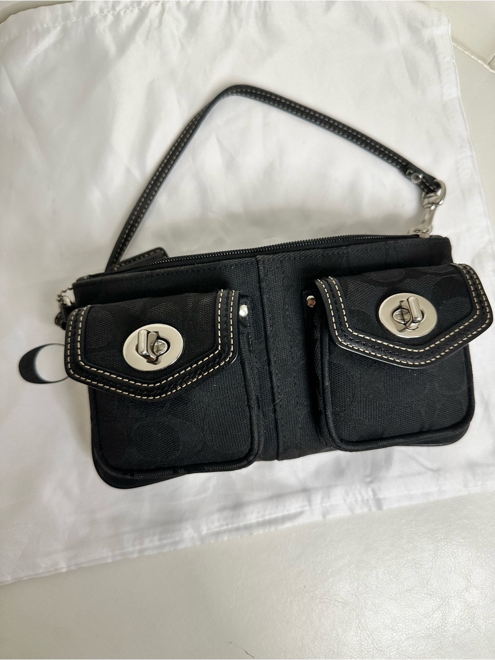 Coach Wristlet - Picture 3 of 7